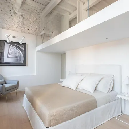 Iflat Hit In Trevi Appartamento